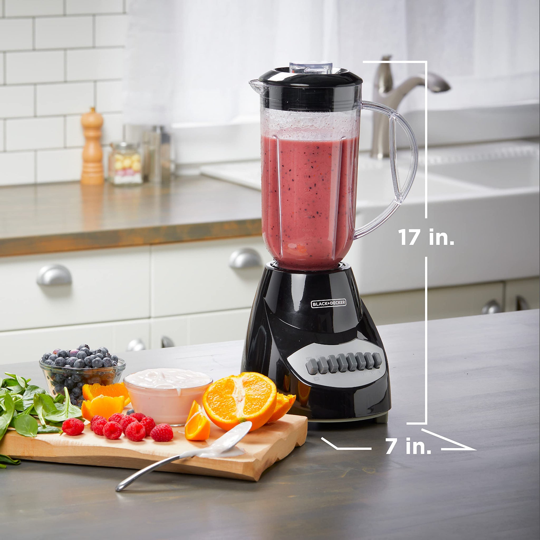 BLACK+DECKER 10-Speed Countertop Blender, BL2010BP, 6-Cup Plastic Jar, Dishwasher-Safe, Stainless Steel Blade, Suction Feet